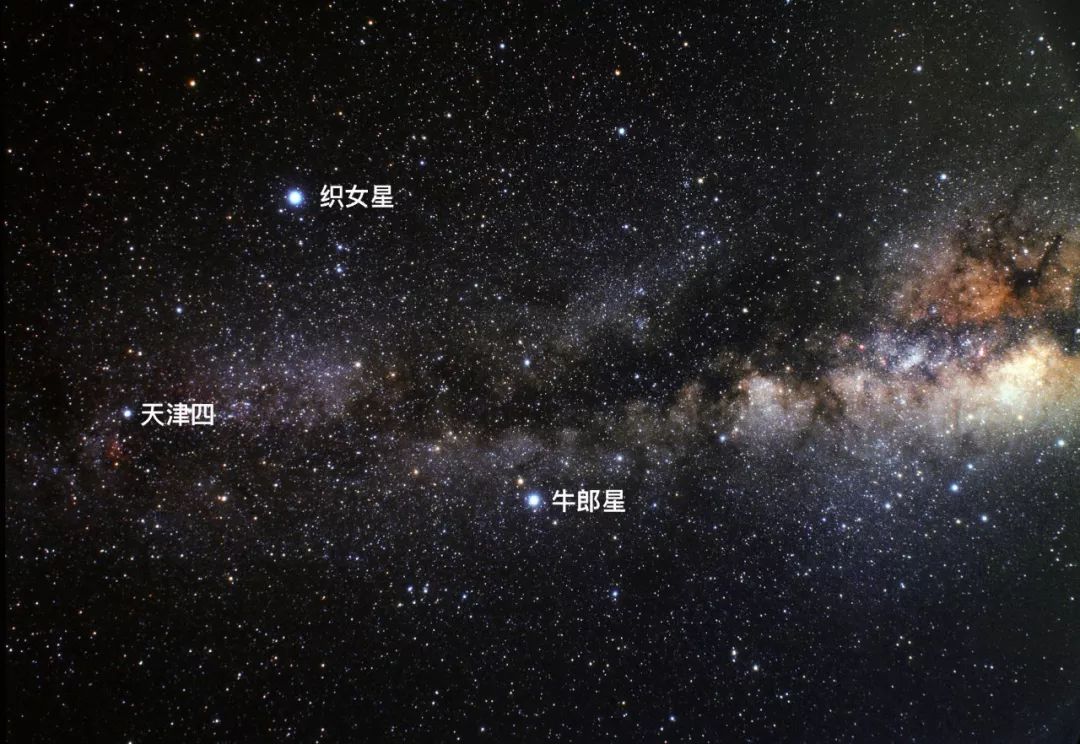 亮度相当于700万亿颗太阳，宇宙中最亮的黑洞，究竟有多可怕？